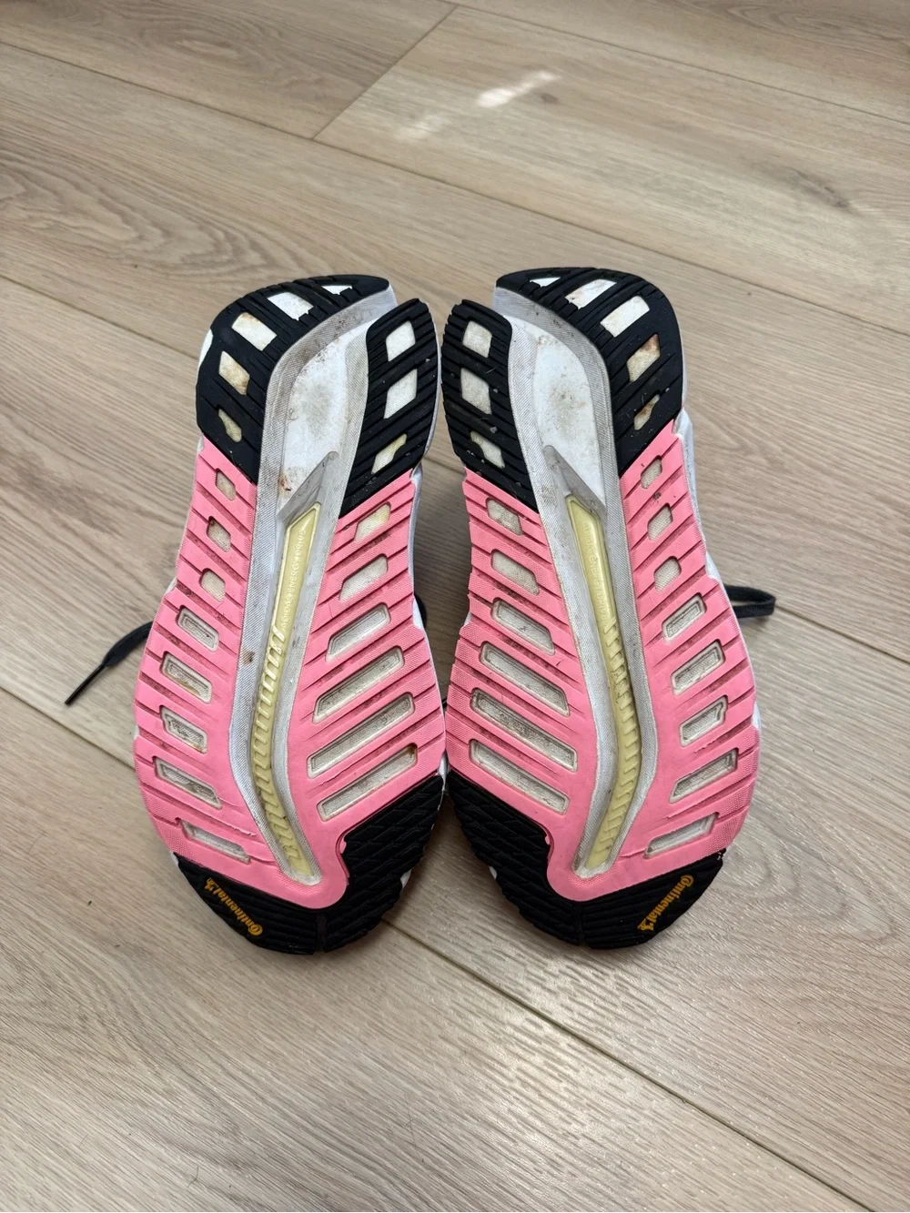 Adidas Adistar CS women's long distance running shoes woman’s 8.5